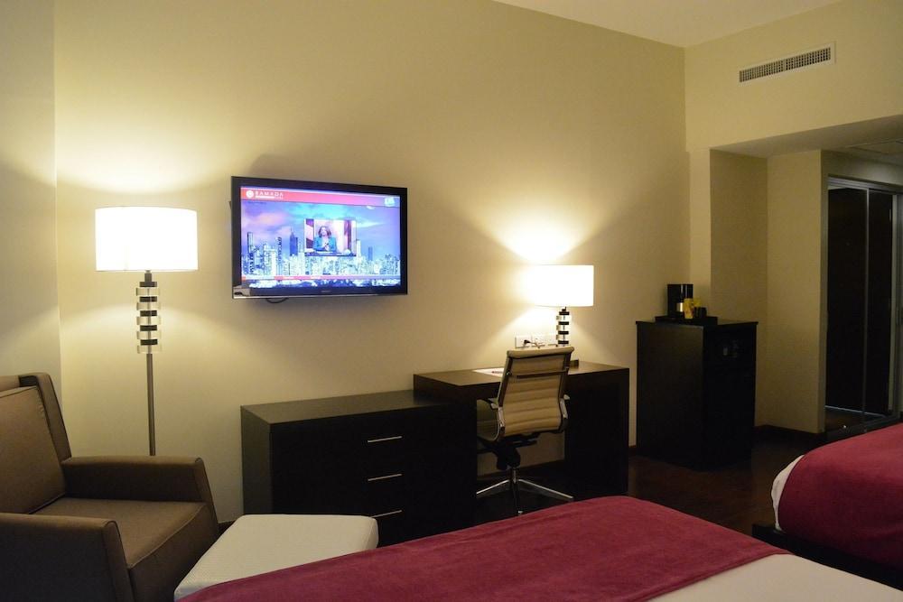 Ramada Plaza By Wyndham Panama Punta Pacifica Hotell Eksteriør bilde