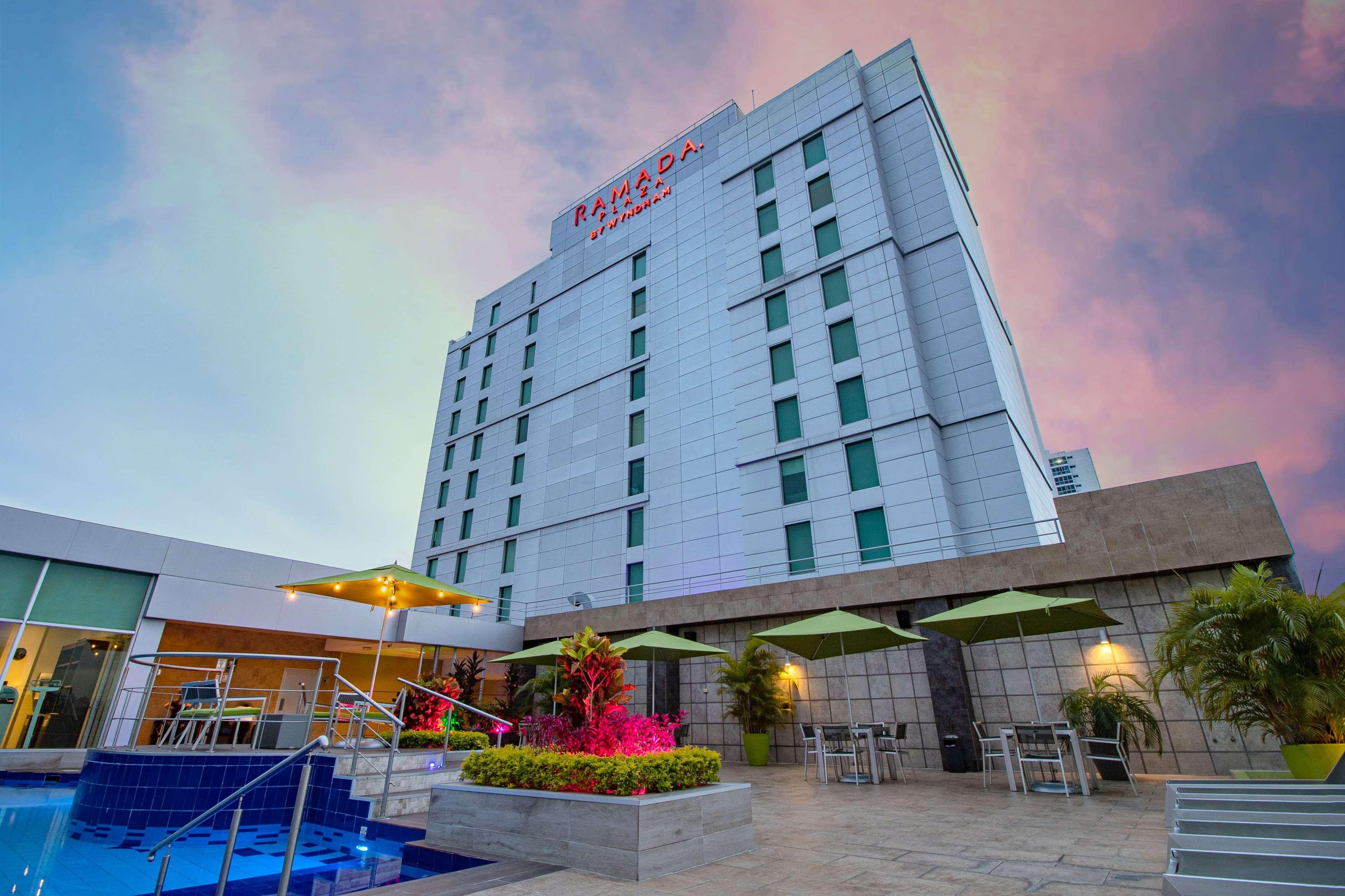 Ramada Plaza By Wyndham Panama Punta Pacifica Hotell Eksteriør bilde
